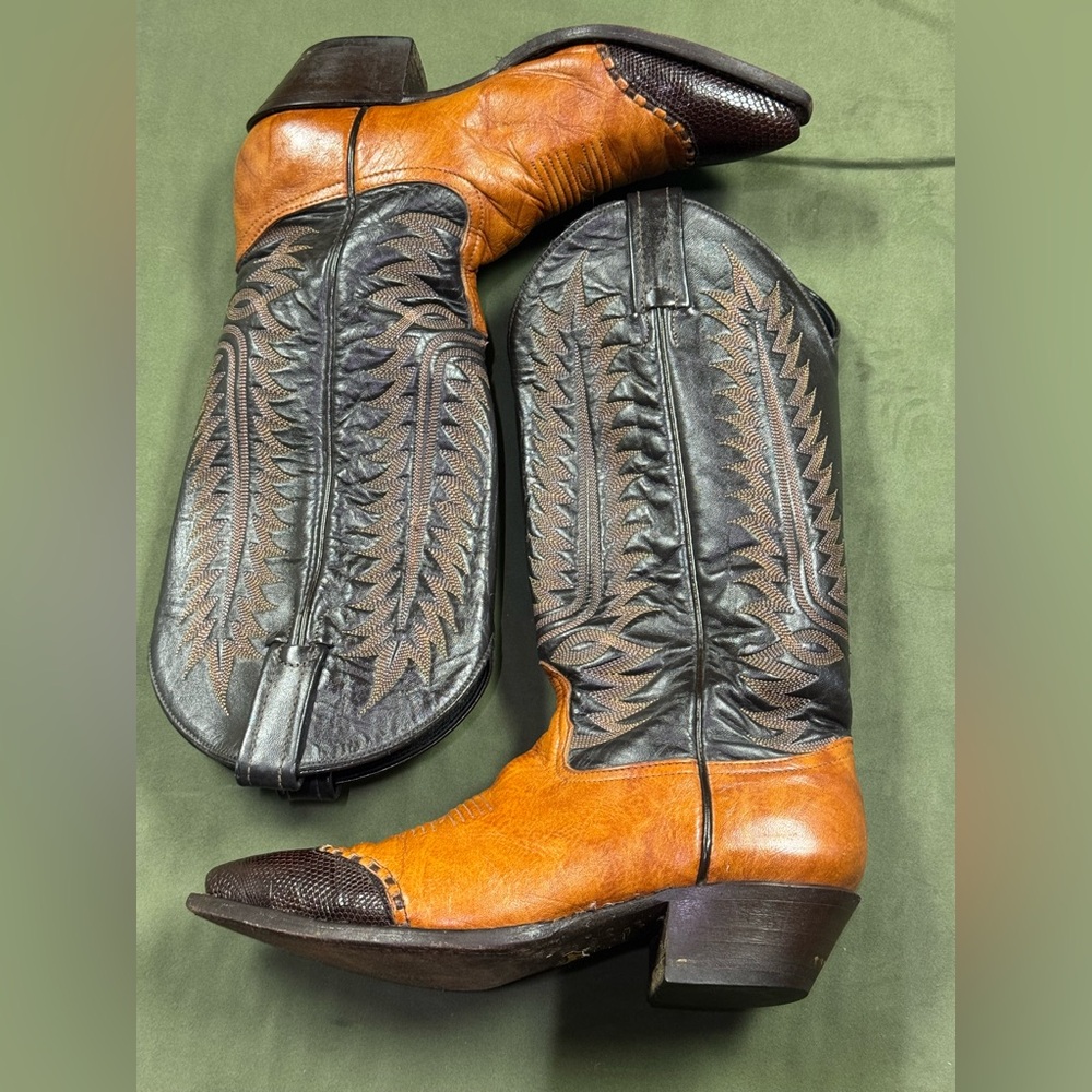 Tony Lama Women’s Cowboy Boots.  Size 5.5
